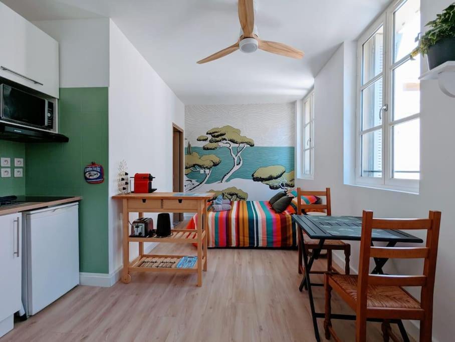 Studio Calanques Pres Du Vieux Port Marseille Bagian luar foto
