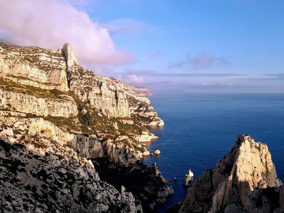 Studio Calanques Pres Du Vieux Port Marseille Bagian luar foto